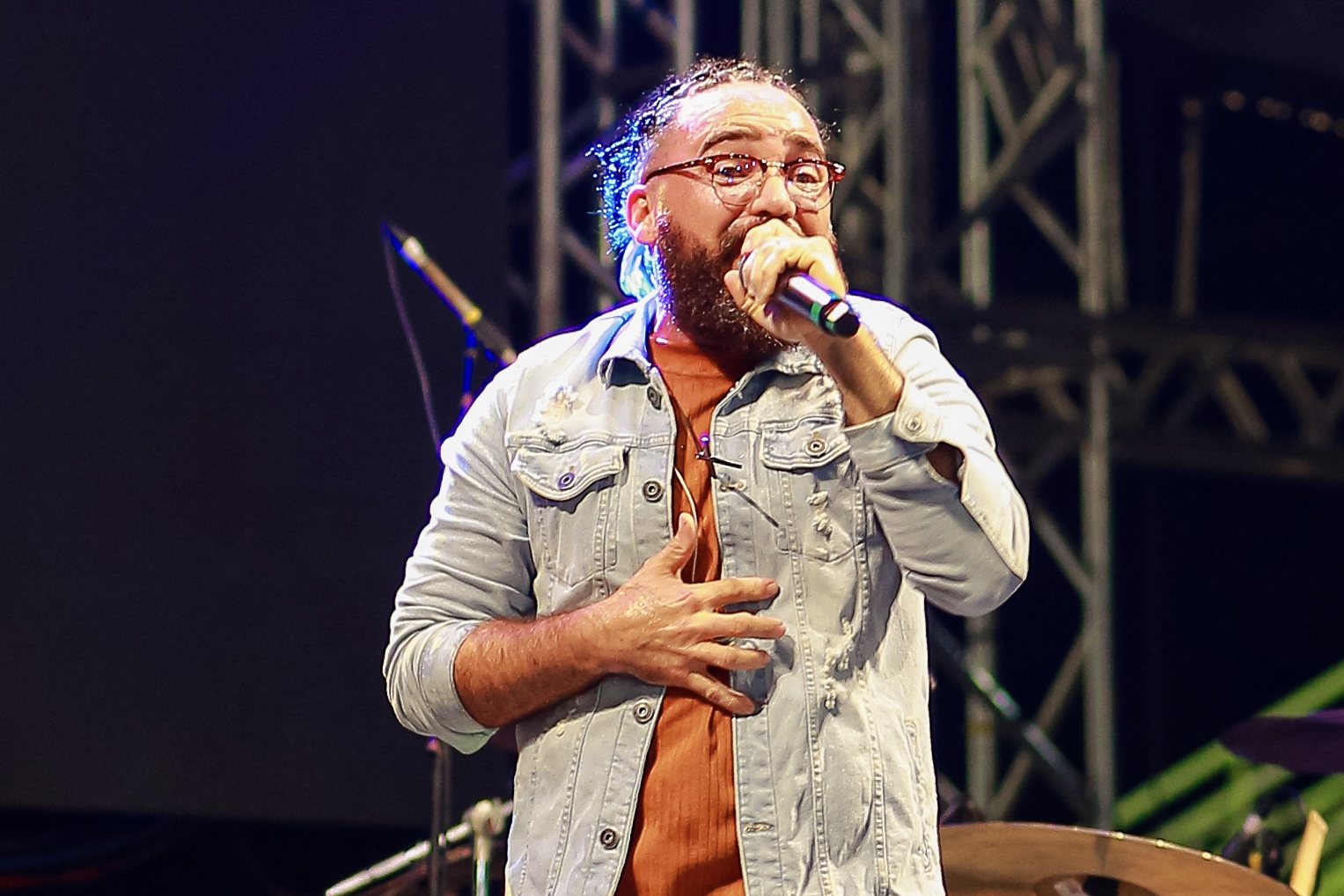 noticia Jhonny Salvação canta para mais de 100 mil pessoas na Marcha pra Jesus de Manaus