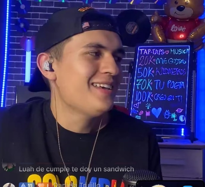 noticia CHEGA DE DESPERDIÇAR SEU TEMPO: REDES SOCIAIS SÃO NEGÓCIO, NÃO APENAS PASSATEMPO!