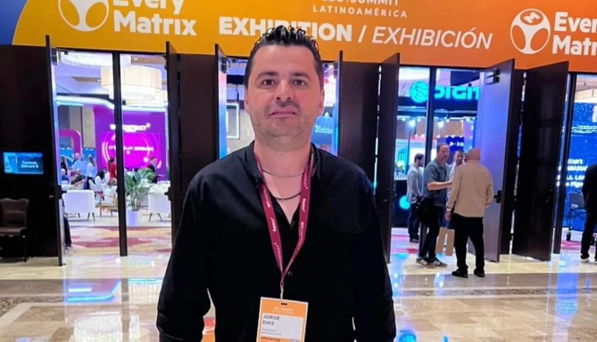 noticia Jorge Barbosa defende a valorização de talentos locais em TI