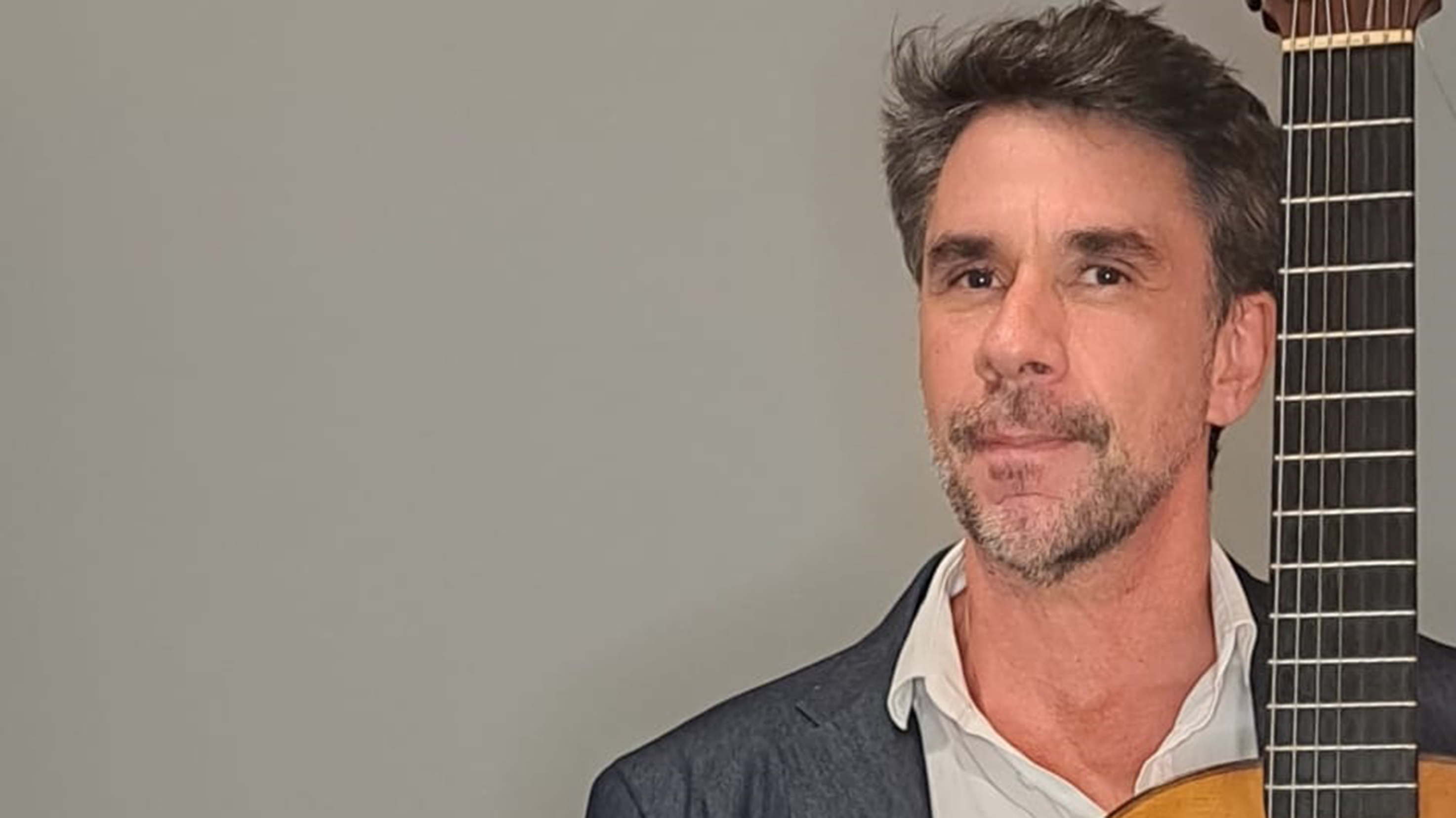 noticia Rogério Guimarães estreia o show “Grandes Compositores Brasileiros” na Tijuca