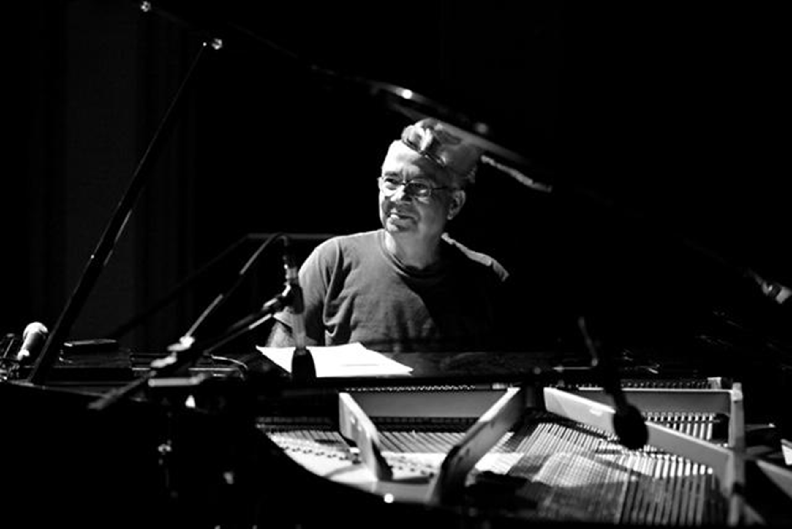 noticia Estreia no Blue Note Rio: Márcio Hallack Quarteto convida Nelson Angelo em “Trem Carioca – A Música Instrumental de Minas”