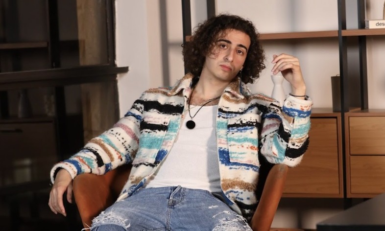 noticia Nick Souza convida Papi AQ misturando funk carioca e mineiro em “Abre Espaço” 