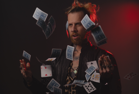 noticia Felipe Barbieri leva mágica à tradicional evento bruxo do Rio de Janeiro 