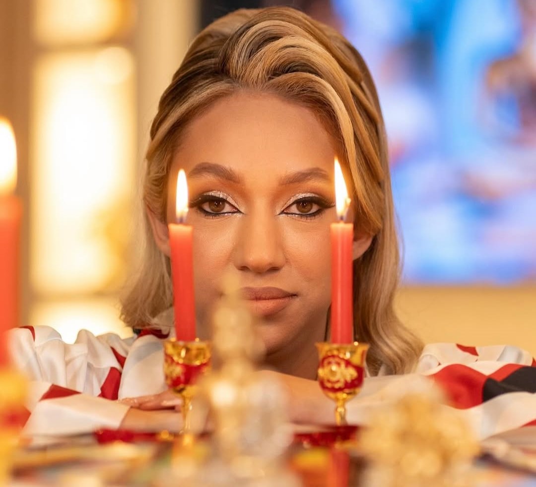 noticia A taróloga dos famosos, conheça mais da vidente Alessandra