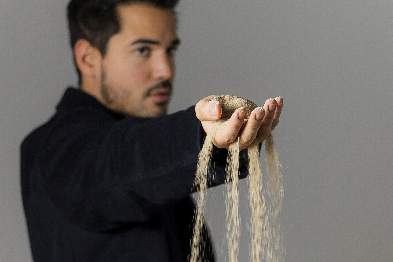 noticia Gêmeos em Gêmeos: um mapa astral emocional de Bruno Gadiol em forma de álbum