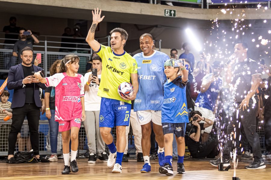 noticia Time Falcão vence Time Denílson em noite histórica do Legends Game Brasil em Betim