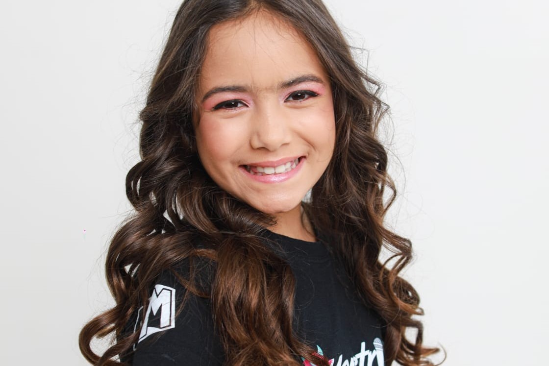 noticia Helô Roxy lança nova música com MC Pyetro e anuncia próximos lançamentos