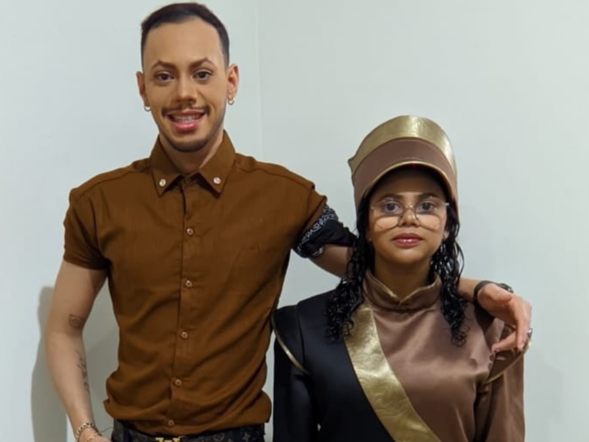 noticia Banda Mestre Vitalino (BAMEVI) encanta Caruaru com homenagem ao barro, ao lado de Metturo e Vizzkat