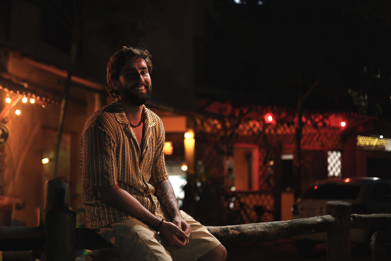 noticia Médico capixaba divide carreira com a música e apresenta novo single