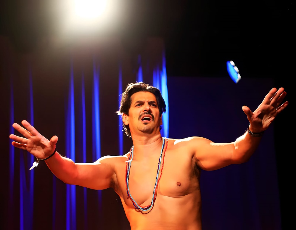 noticia Peça BOY anuncia curta temporada no palco do Teatro West Plaza em São Paulo