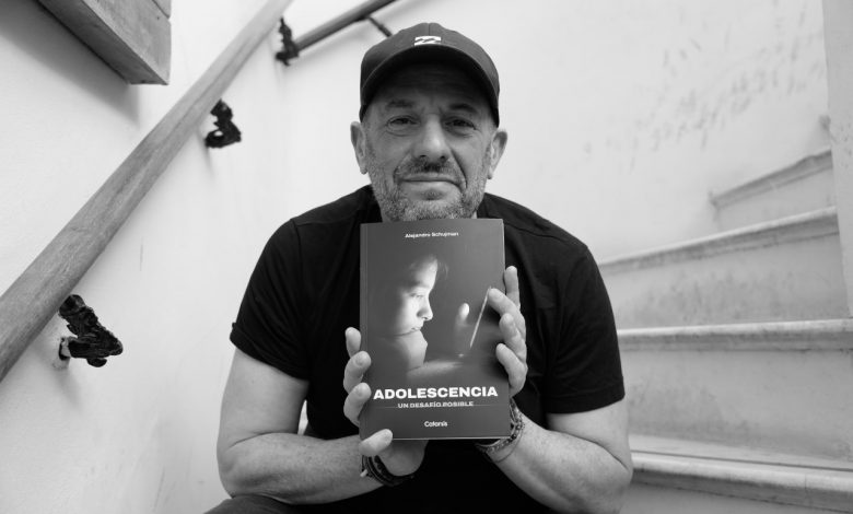 noticia Psicólogo argentino Alejandro Schujman lança o livro “Adolescência: um desafio possível” pela Catapulta Editores