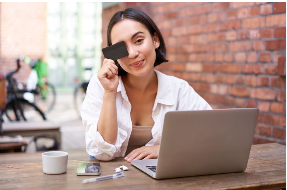 noticia Cartão PJ: entenda como obtê-lo mesmo com contrato CLT