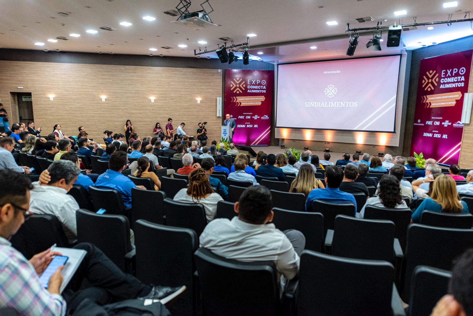 noticia Expo Conecta Alimentos 2025 reúne setor que movimenta R$ 17 bilhões no Ceará e busca ampliar exportações