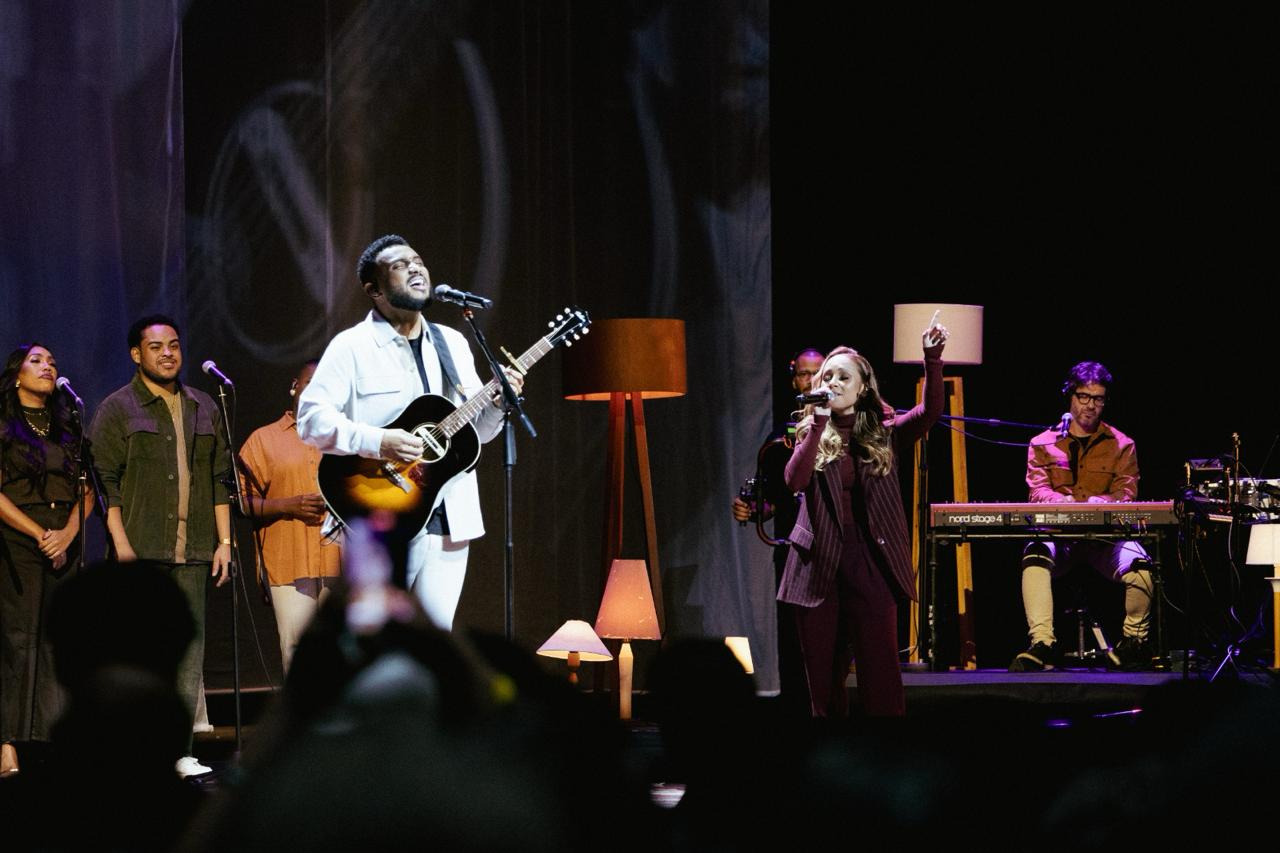 noticia Eli Soares lança, ao lado de Bruna Karla, o single “Fé Para o Impossível”