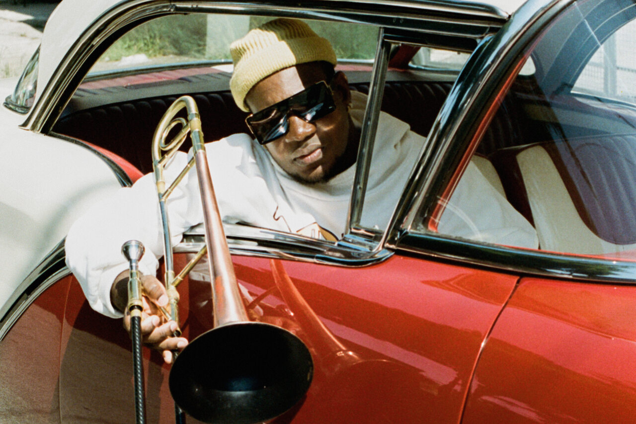 noticia Joabe Reis funde UK Garage e jazz contemporâneo no single “Simbiose”