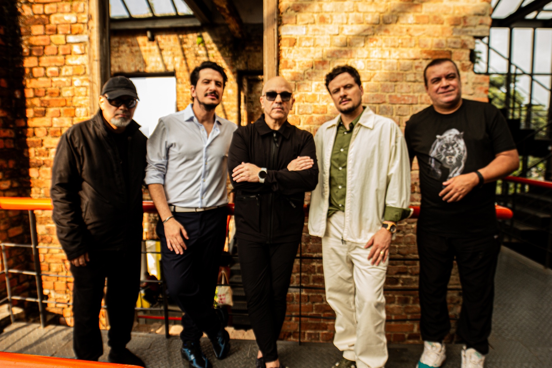 noticia Novo Som e André e Felipe unem gerações no lançamento de “Em Silêncio”