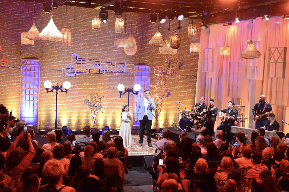 noticia Padre Ezequiel Dal Pozzo emociona com “Dá-me Teus Olhos”