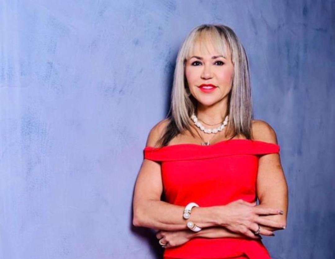 noticia Julie Carroll recebe título de Cidadã Cruzense