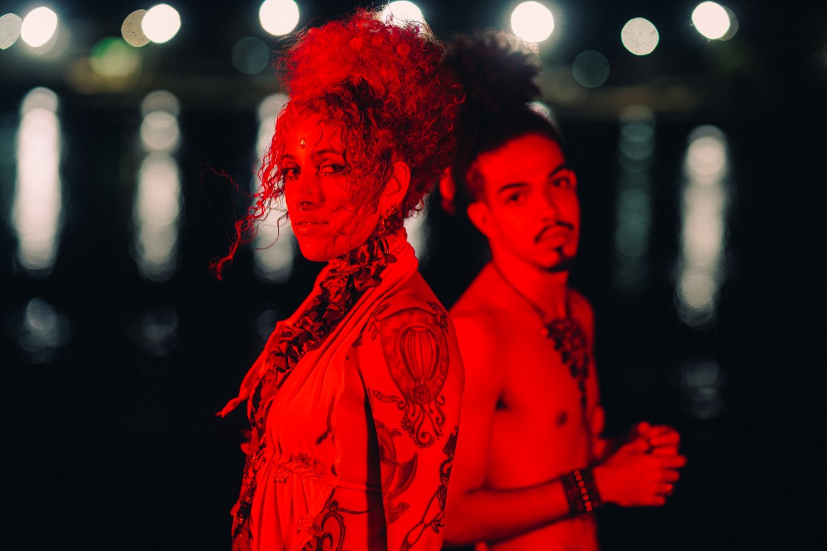 noticia LEOA e Léo da Bodega articulam território, identidade e movimento em afrobeat contemporâneo em “Tudo São Fases”