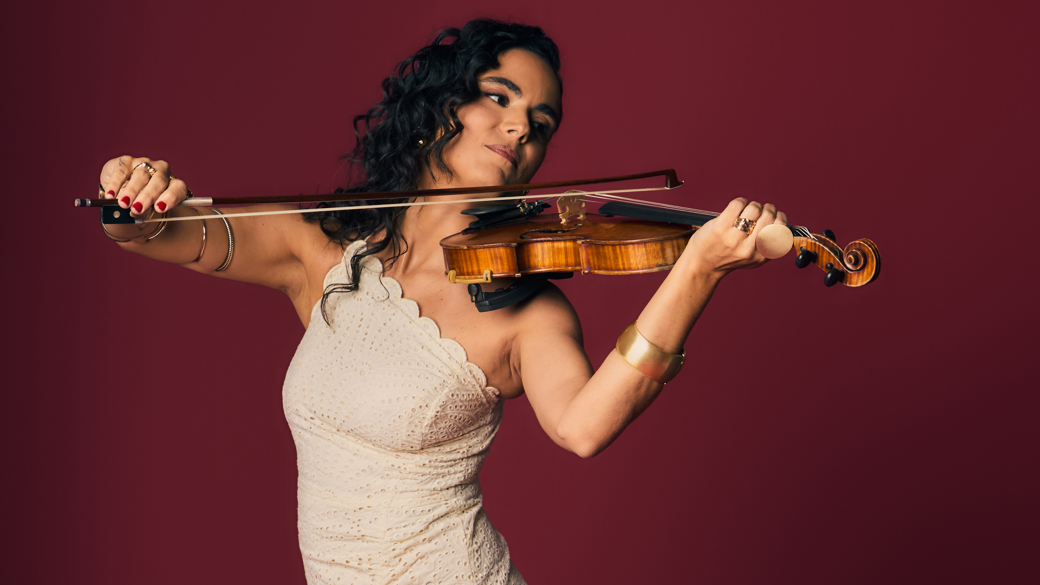 noticia Carol Panesi mergulha na diversidade da cultura brasileira em seu novo show no SESC Tijuca