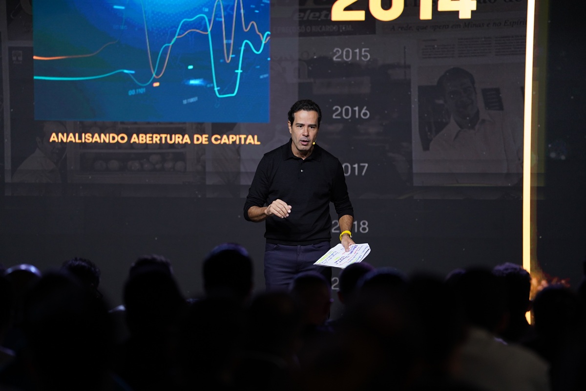 noticia Varejo brasileiro acelera reinvenção com crédito inteligente, omnichannel avançado e consumidor mais seletivo