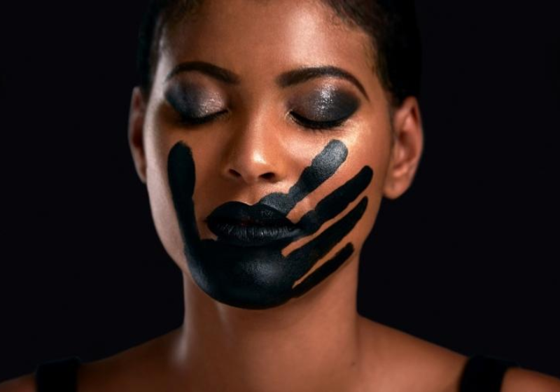 noticia Proteção ou excesso a misoginia