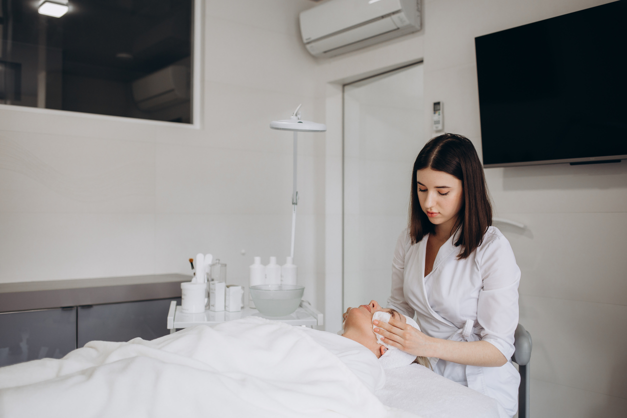 noticia Curso de estética: o que esperar da graduação e da carreira