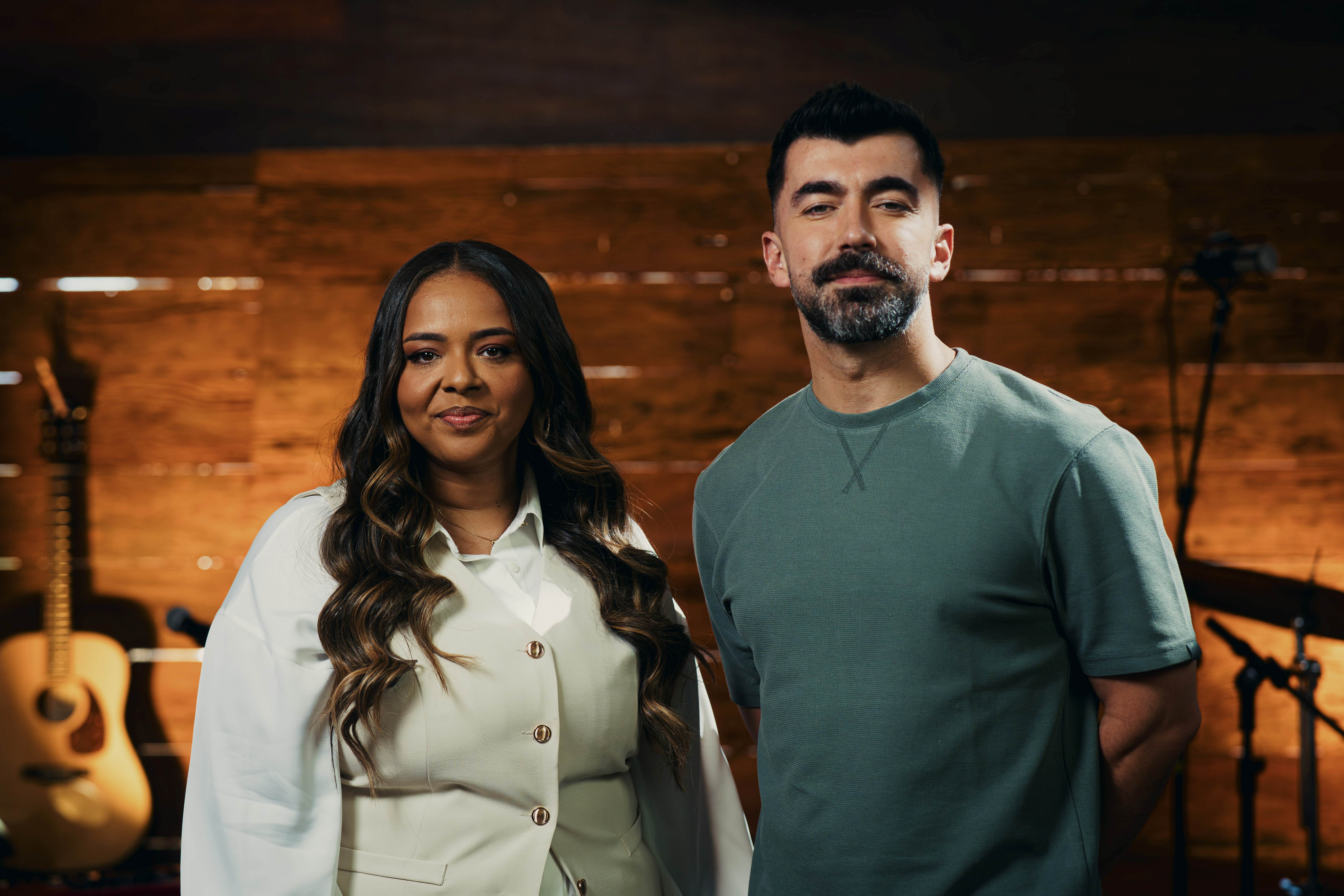 noticia Cleyde Jane lança o clipe da canção “Tudo Pra Mim”, com a participação de Hananiel Eduardo