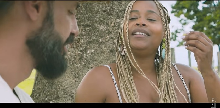 noticia Atriz Roberta Rodrigues participa do clipe 