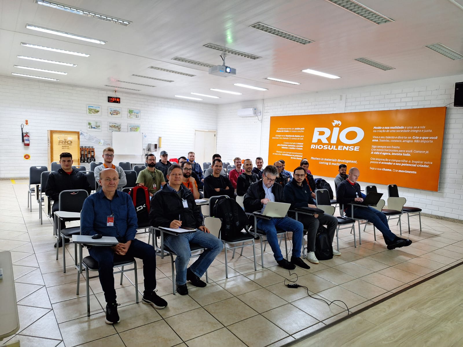 noticia Para ser protagonista no desenvolvimento dos motores do futuro, a empresa RIO investe em Programa de Mestrado Profissional
