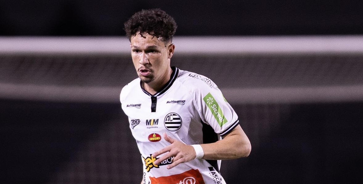 noticia De olho no líder: Jhonathan Silva projeta duelo do Athletic contra o Criciúma 