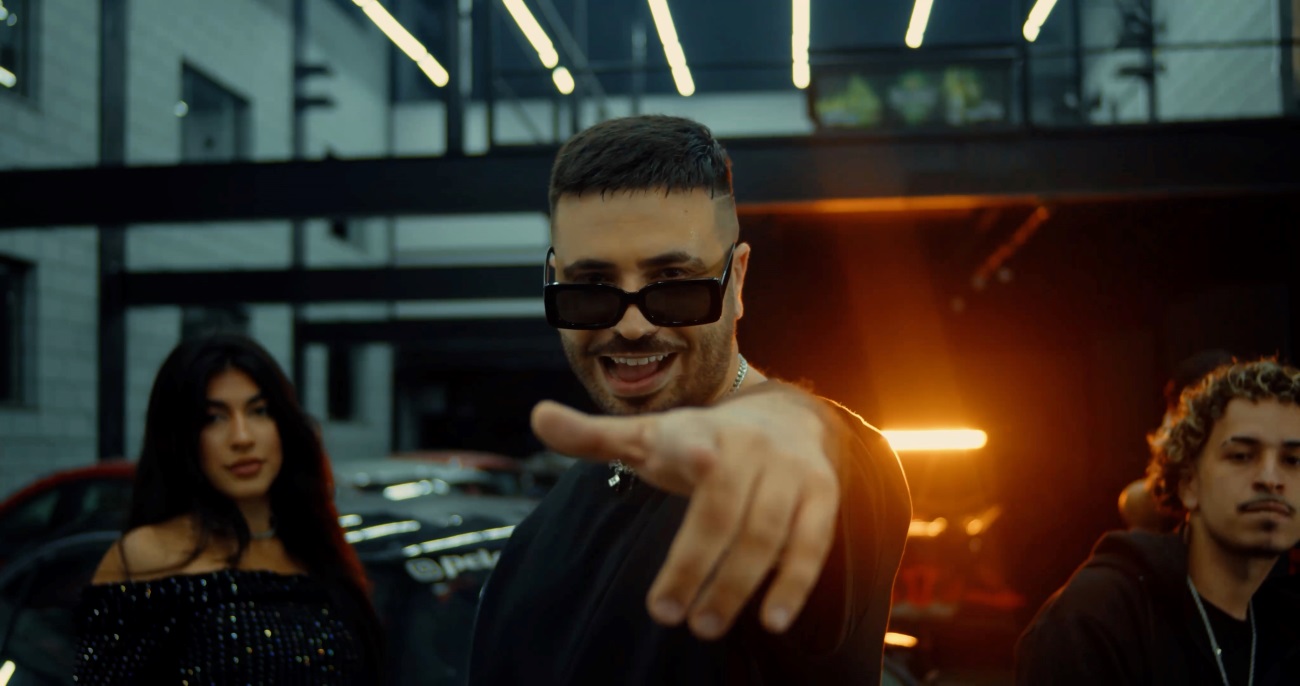 noticia “BEBECITA” chega com encontro de Reggaeton e Trap em novo trabalho de DRON e GALLYARD