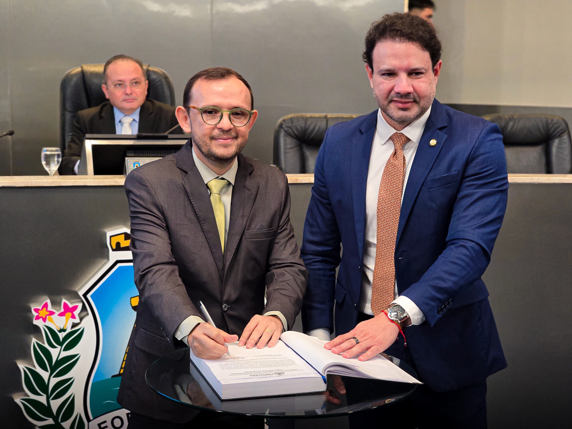 noticia Renatinho Soares toma posse como vereador de Fortaleza e reforça compromisso com as demandas da população