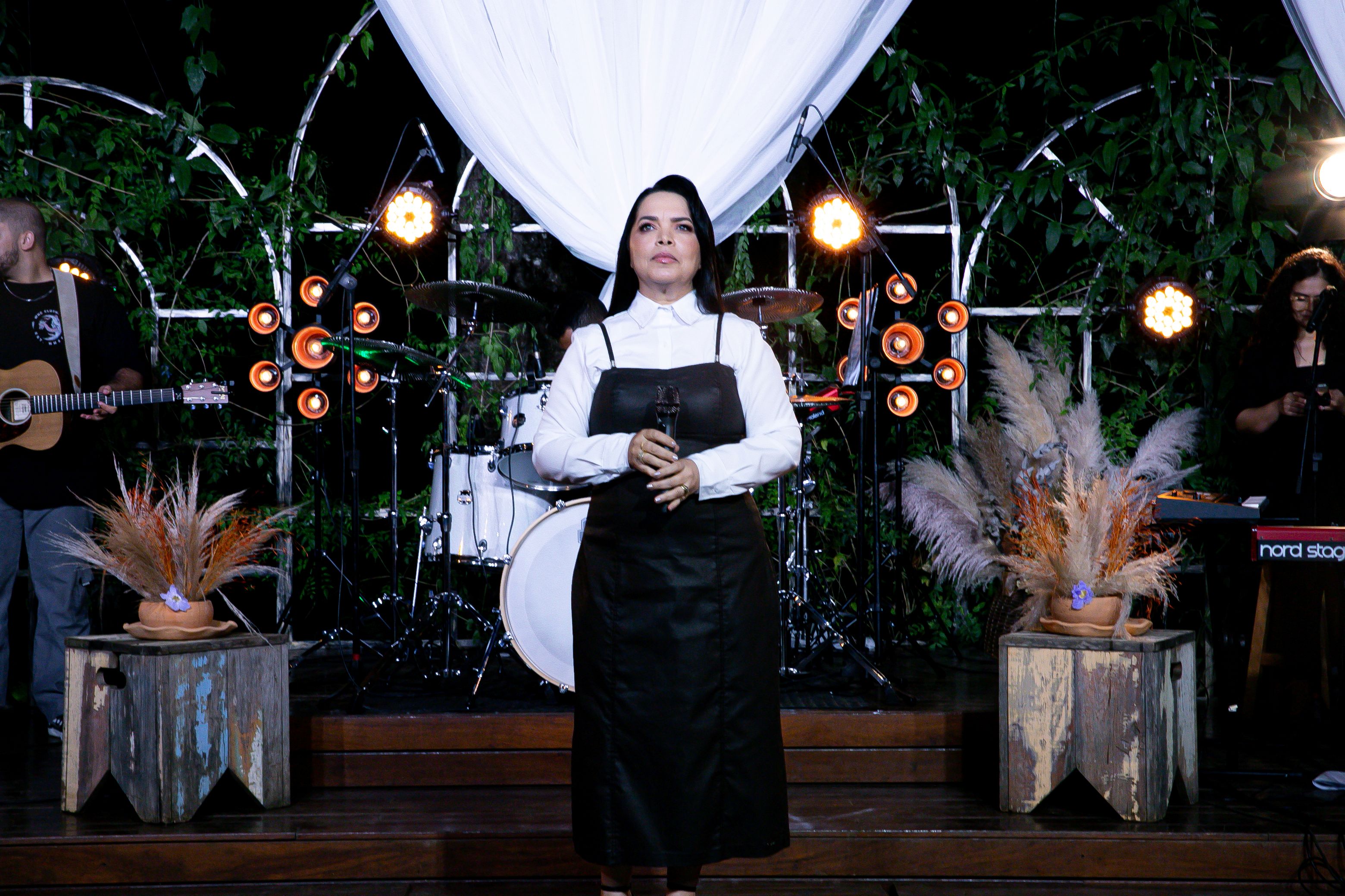 noticia Após 22 anos do lançamento original, Eliane Silva apresenta releitura do sucesso “Magnificado”