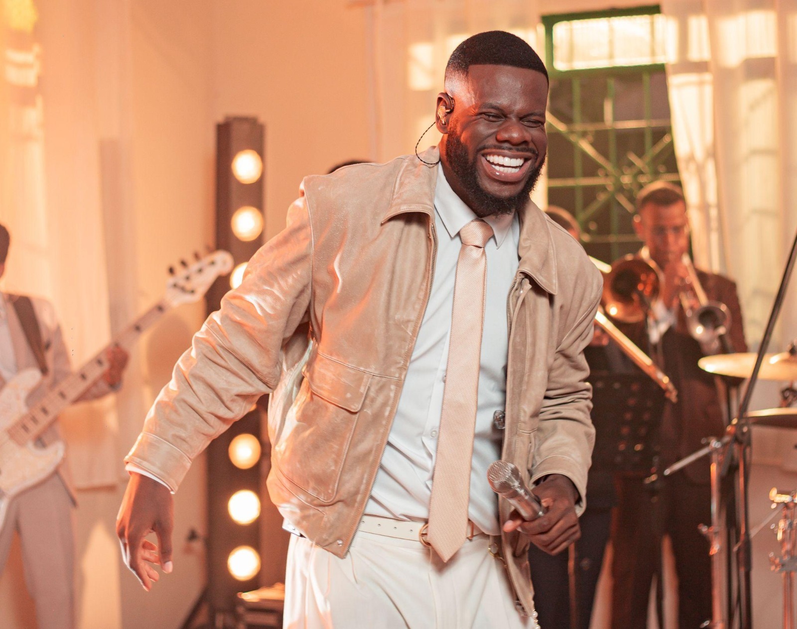 noticia Samuel Eleoterio, destaque do pagodão gospel, grava primeiro DVD no Rio de Janeiro