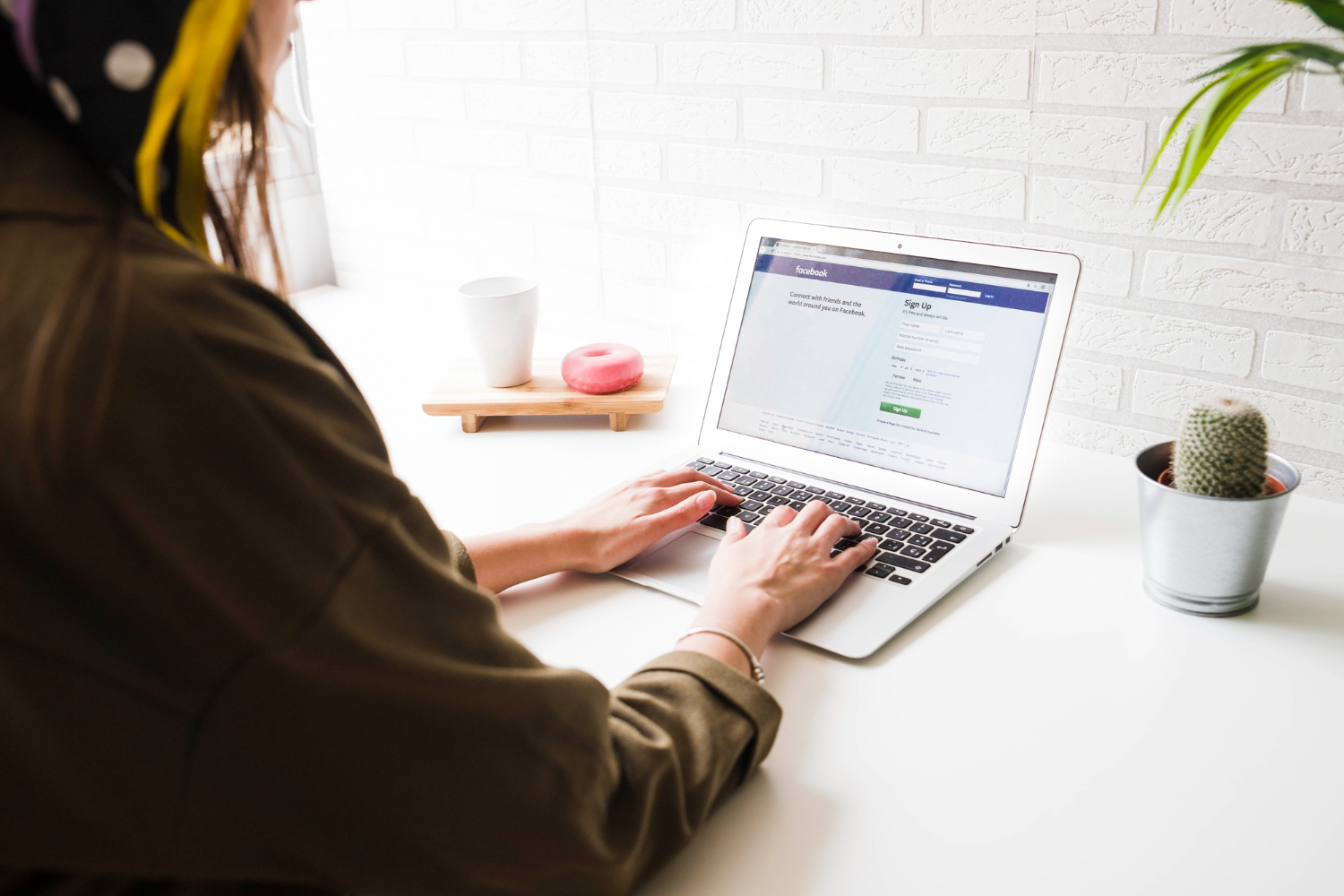 noticia Facebook Ads ou Google Ads: Qual o Melhor para Clínicas Odontológicas?