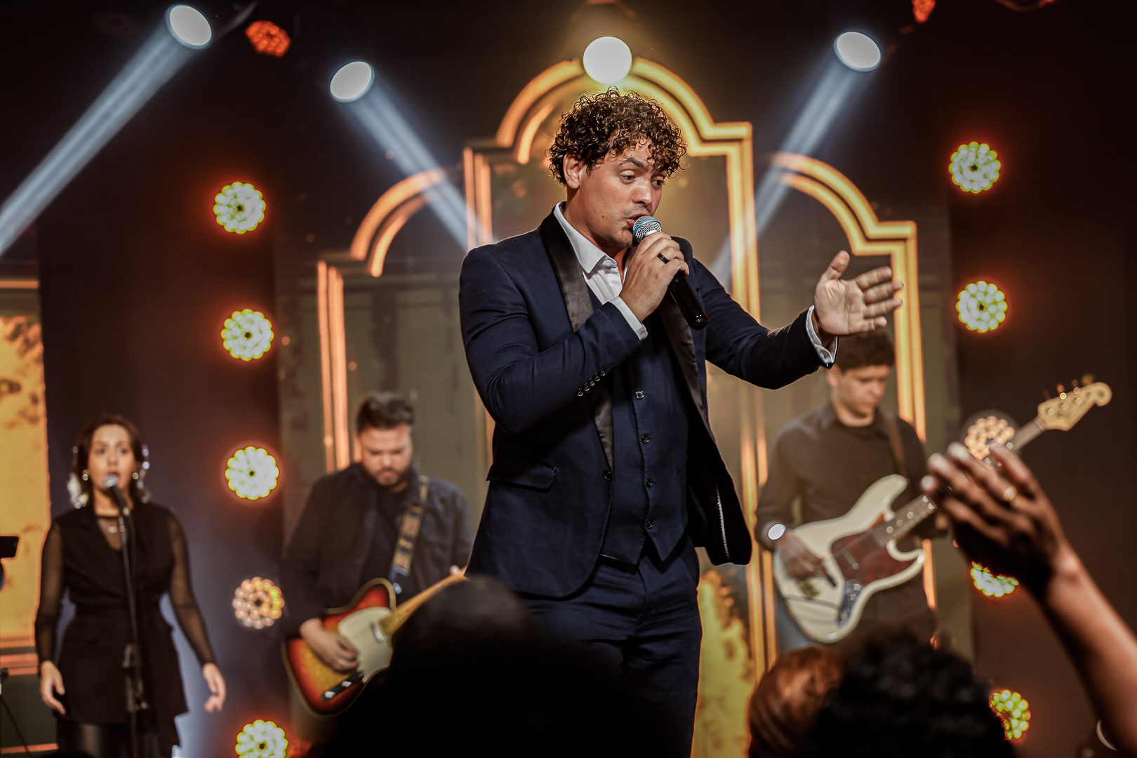 noticia Hudson Vieira leva mensagem de vitória e fé ao público com o single “Te Faço Vencedor”