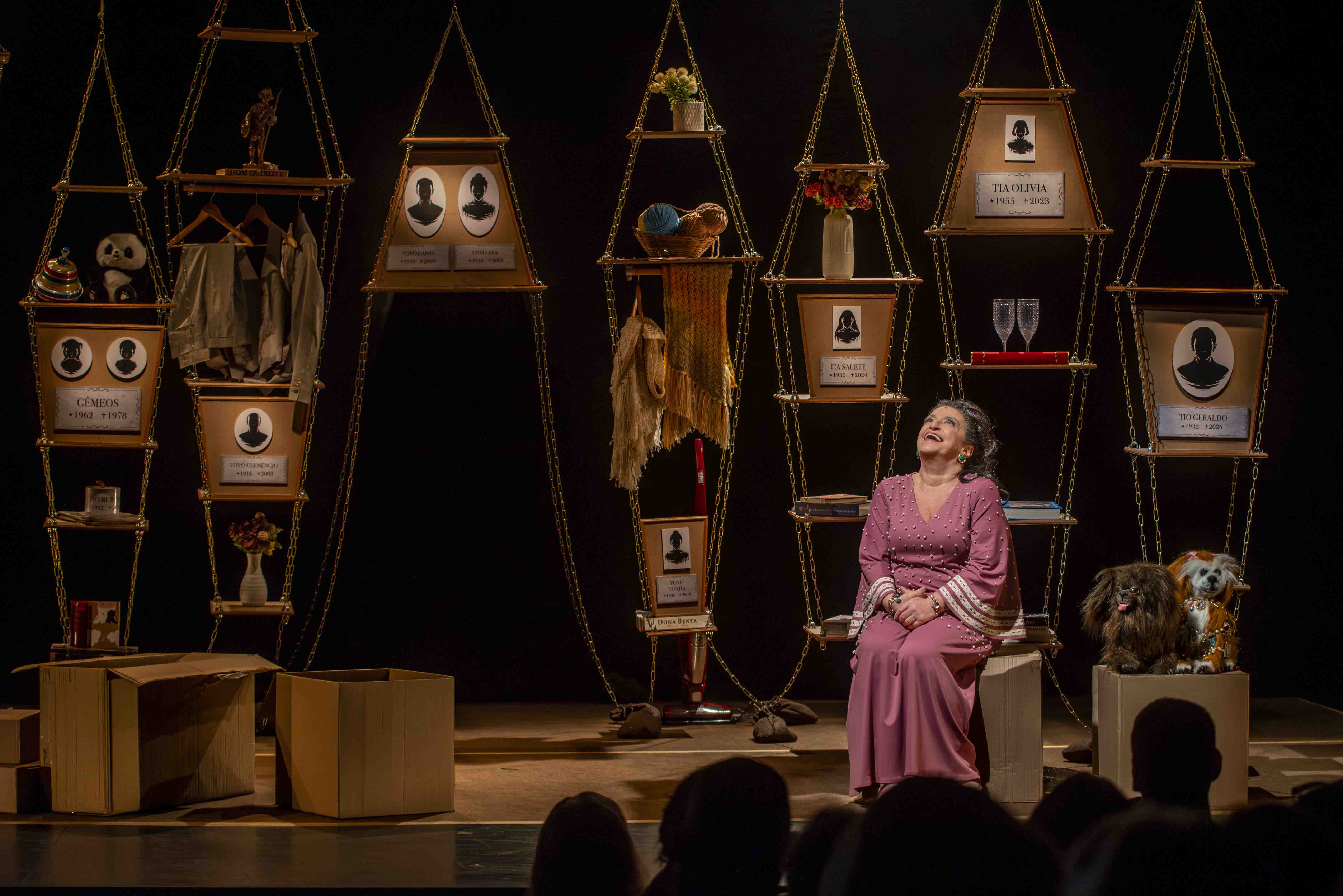 noticia Grace Gianoukas desembarca em Brasília com seu novo espetáculo, “Dora”, no Teatro Royal Tulip
