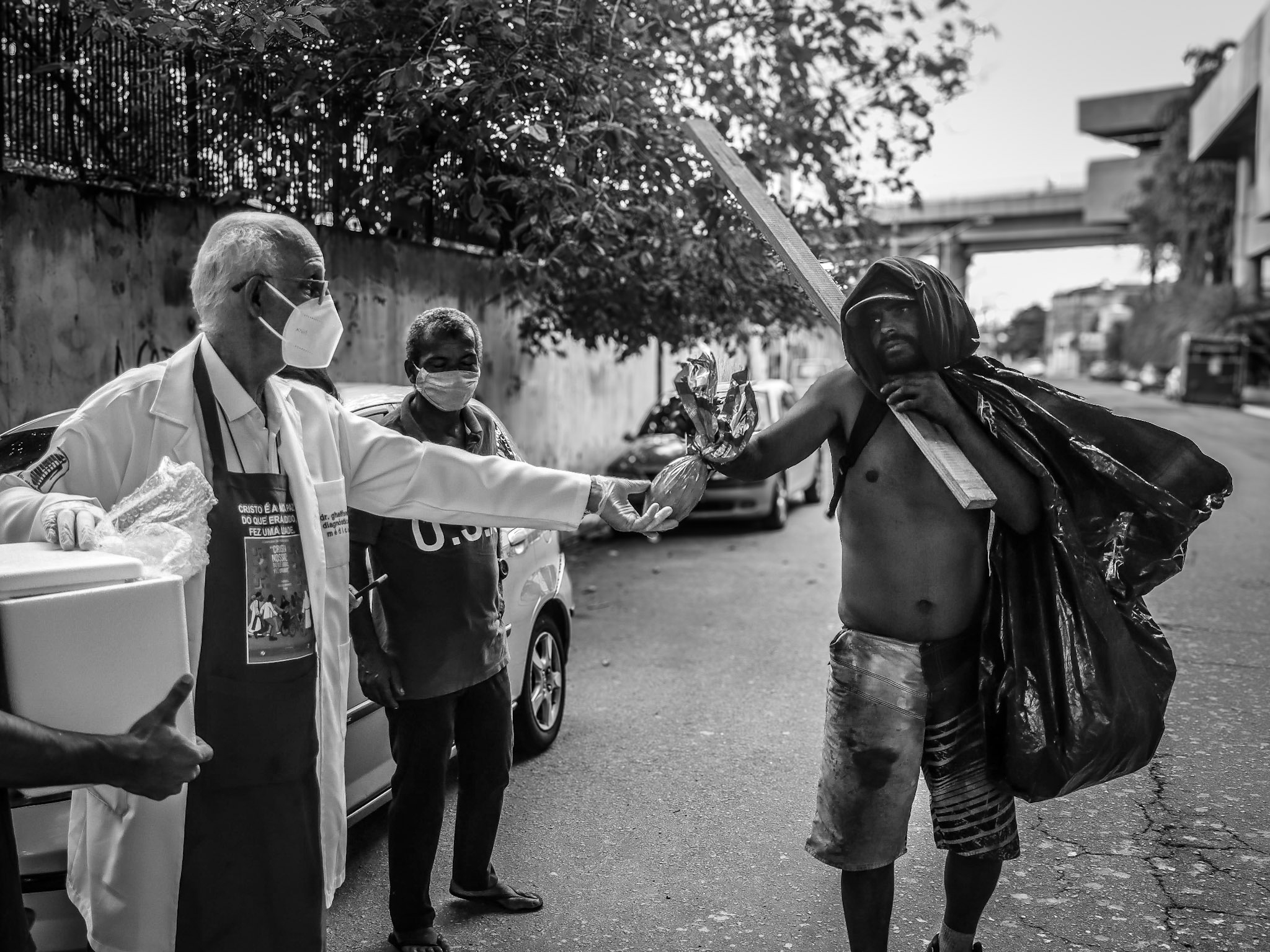 noticia Padre Júlio Lancellotti ganha exposição em homenagem a sua trajetória na Lacerdine Galeria