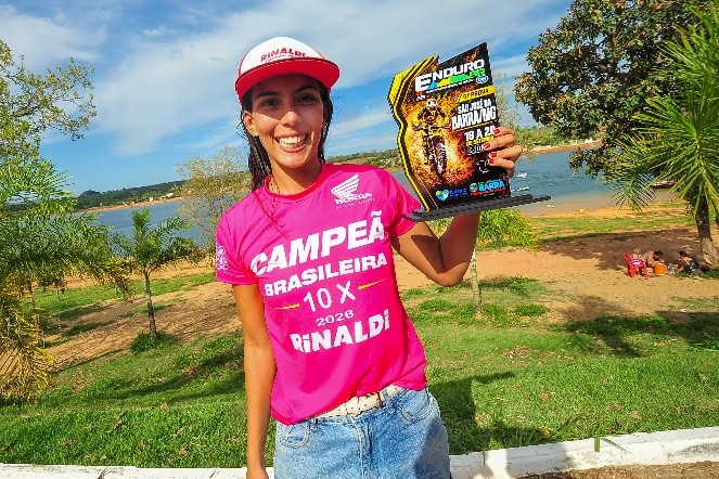 noticia Team Rinaldi conquista sete pódios e Bárbara Neves é octacampeã Brasileira de Enduro 