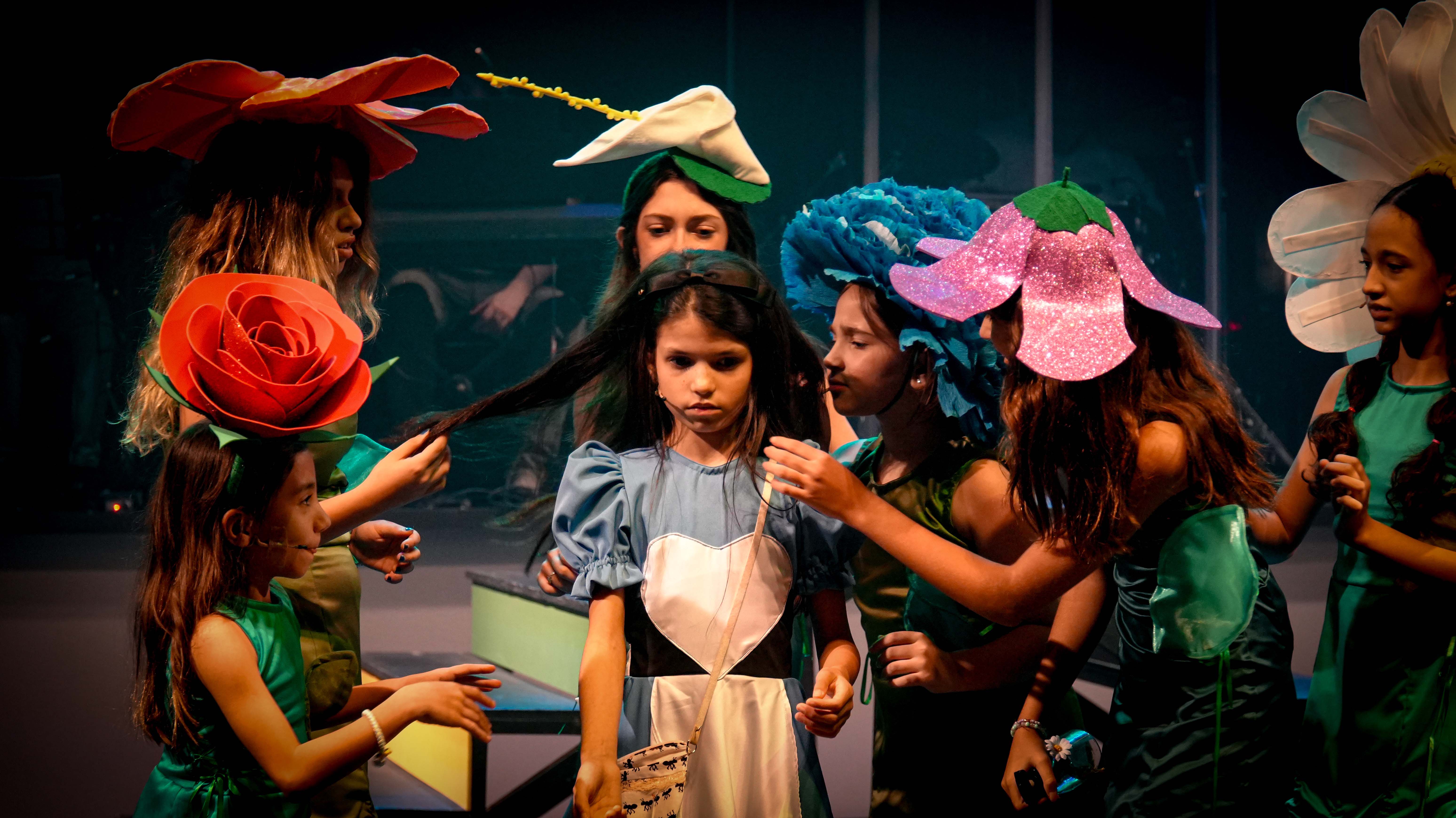 noticia  “Alice, Um Musical” estreia no Teatro Nathalia Timberg, no RJ