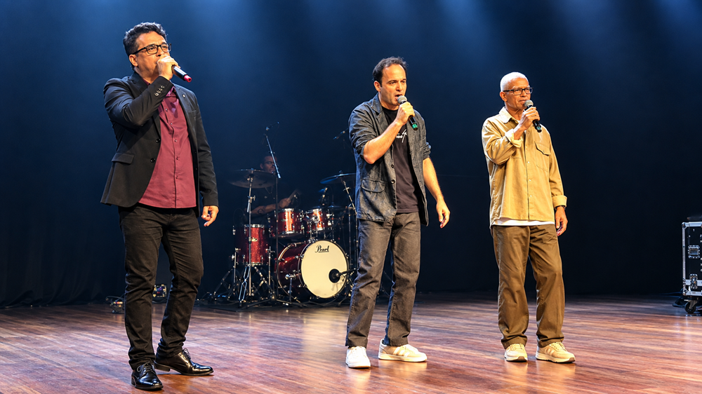 noticia Com sucesso de bilheteria e casa cheia, Roberto Dom, Edu Silvera e Claudinho Maciel reúnem público em noite de música gospel no Rio