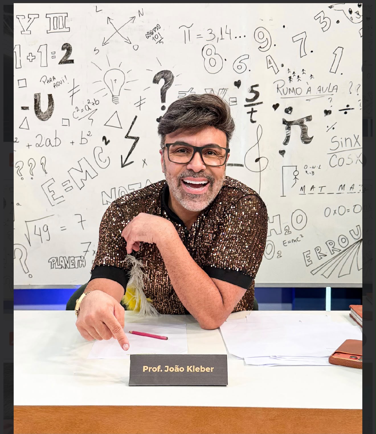 noticia Rodrigo Chique-chique  estreia na RedeTV nacional e promete muito glamour na escolinha do professor João Kleber