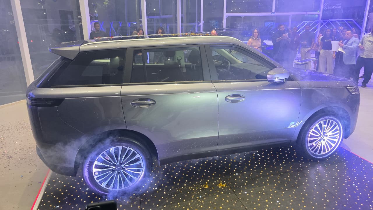 noticia Com preço especial de R$ 159.990, Jaecoo 5 supera meta com mais de 10 unidades vendidas na estreia da Kazza Motors, em Salvador