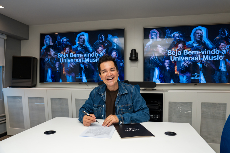 noticia Régis Danese assina com a Universal Music Christian Group e anuncia projeto “Casa de Milagres”
