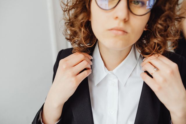 noticia Dress code business casual x social: como diferenciar e não errar no ambiente corporativo