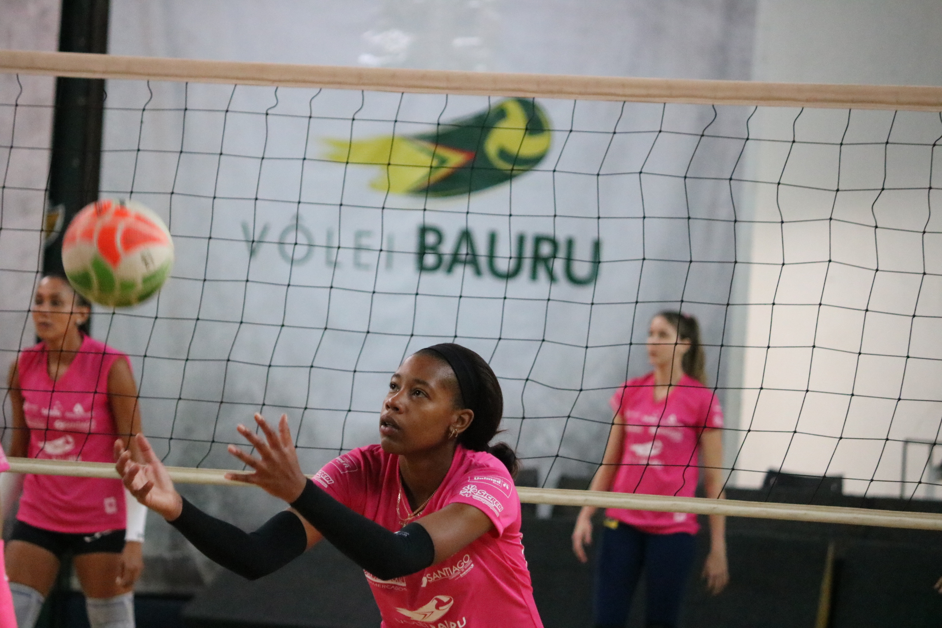 noticia Vôlei Bauru estreia amanhã na temporada, integra cubana Yoana Palacios ao elenco e não disputará Copa SP