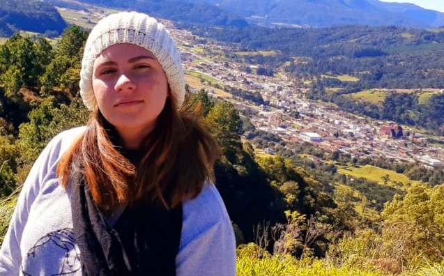 noticia Ana Eliza Bussolo passa férias com a família na Serra Catarinense