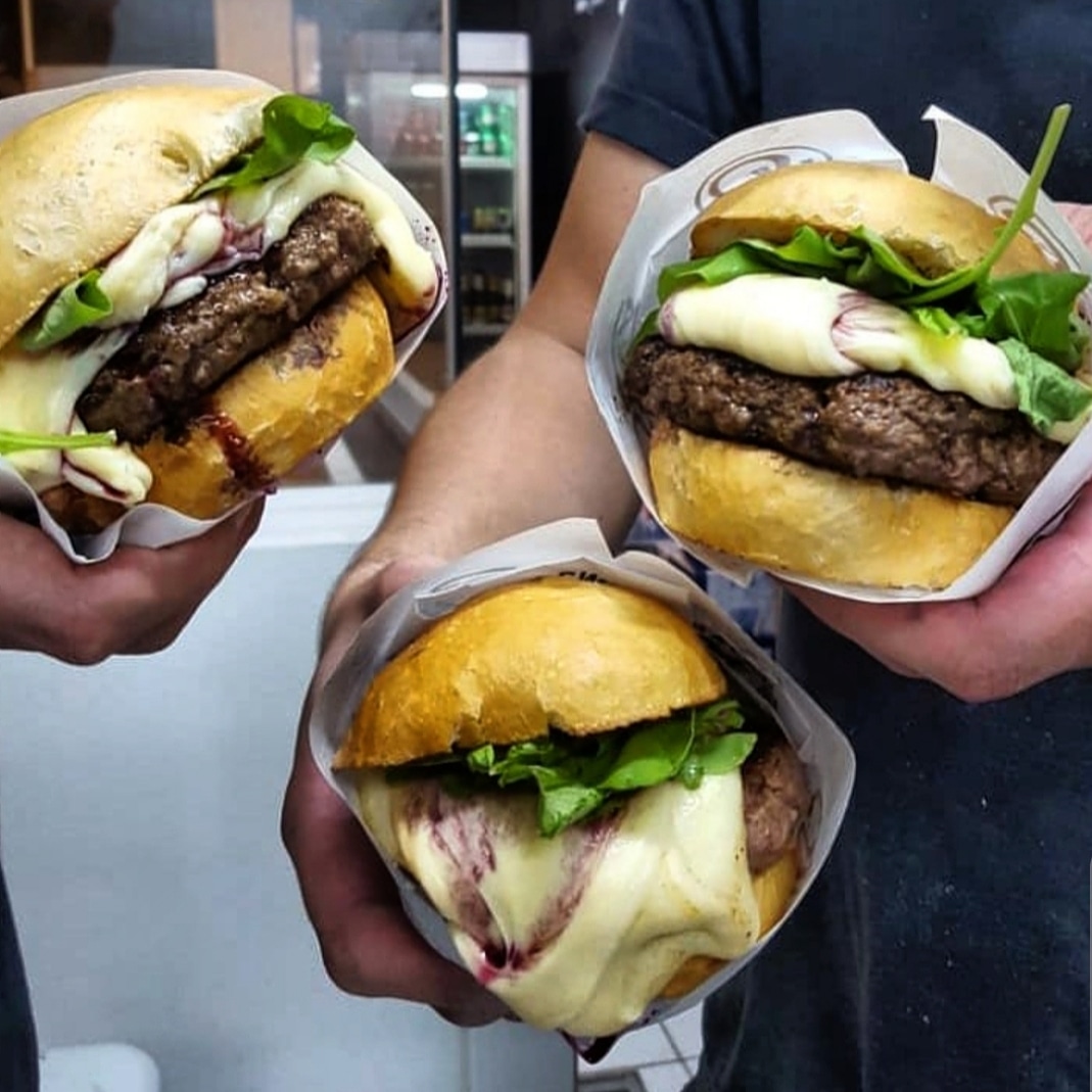 noticia Conheça o burger de Aligot: o prato francês que está fazendo sucesso no Brasil