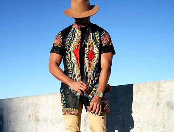 noticia Moda Afro, camisa com estampa africana é uma ótima aposta! 